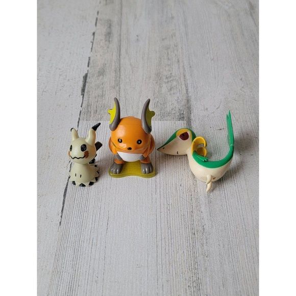 Pokemon playset Raichu Snivy mimikyu toy figure - Picture 2 of 9